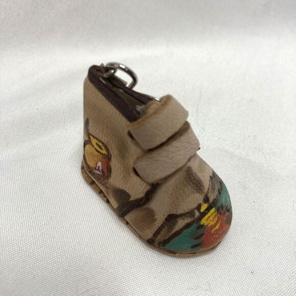 Leather Shoe Keychain From Peru, Hand painted, Hard To Find Item 1.5"L x1"H - Picture 6 of 9
